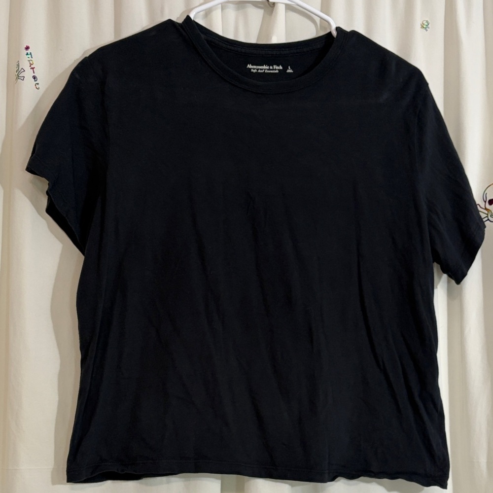 Abercrombie & Fitch Women's Black Short Sleeve Crew Tee L